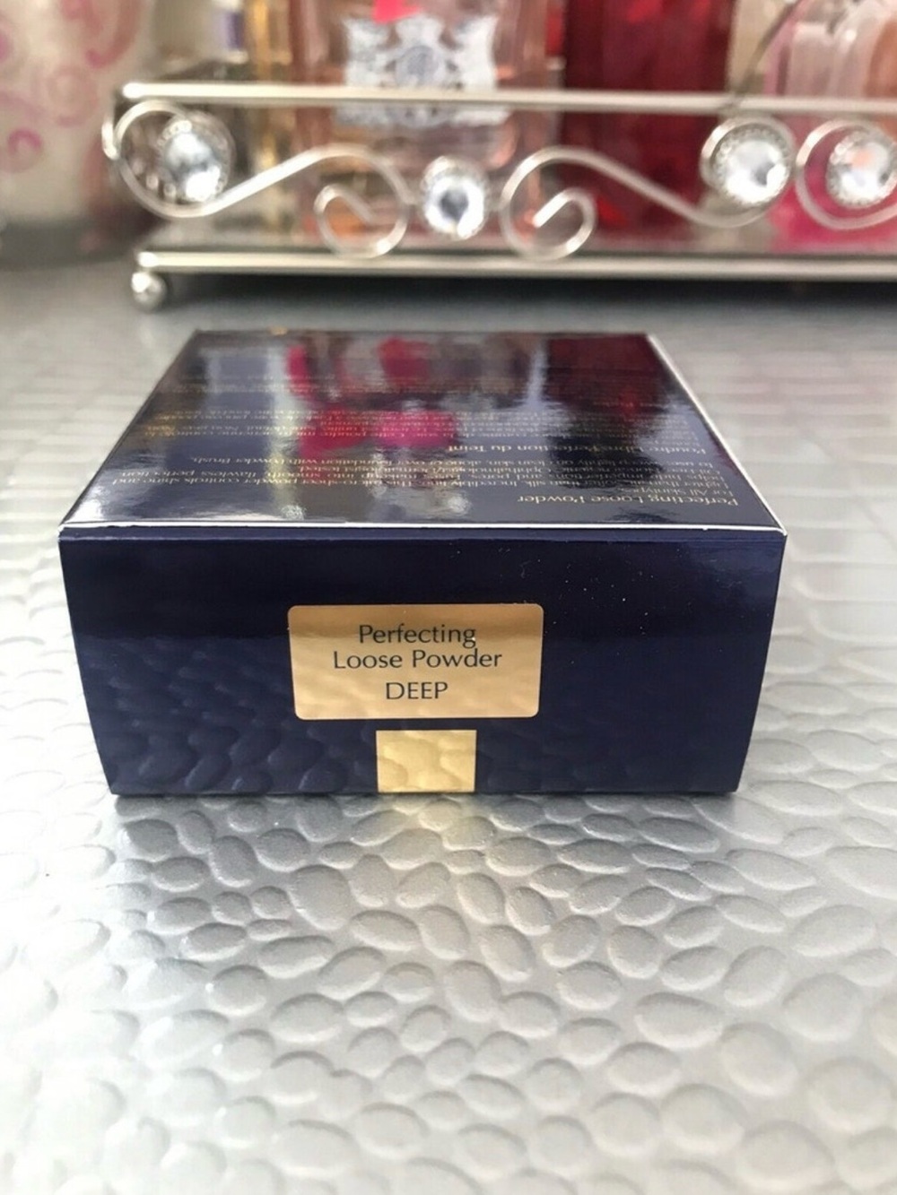 Estée Lauder Perfecting Loose Powder - Deep - Picture 2 of 4